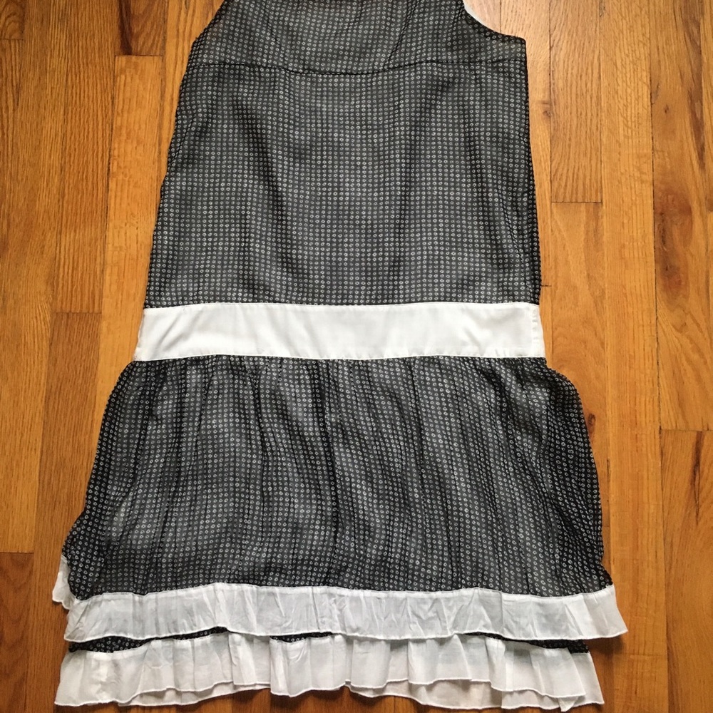 Dress - Picture 7 of 16